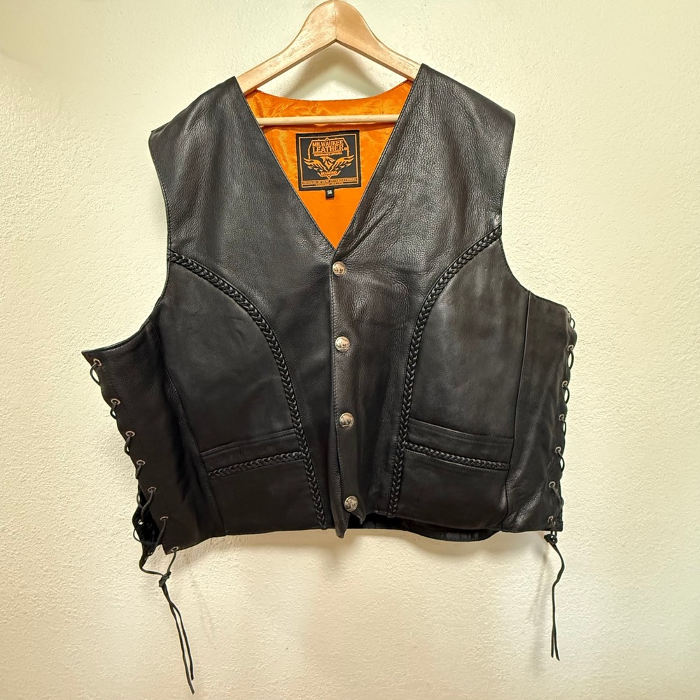 Milwaukee Premium Leather Concealed Carry Pockets Buffalo Snap Vest Men 56